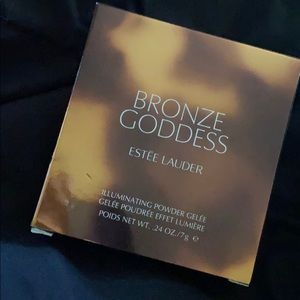 Estée Lauder illuminating powder —-bronze goddess